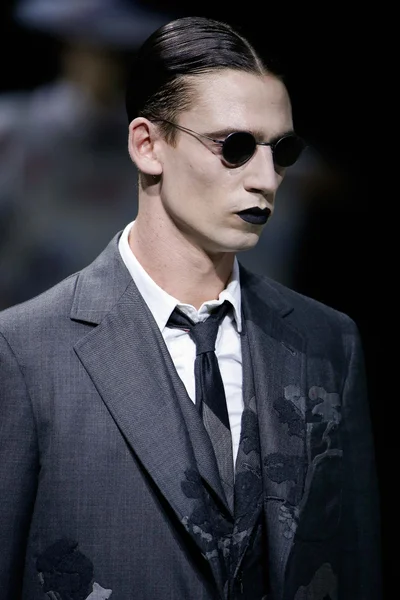 Look 35